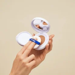 NIVEA Hyaluron Cellular Filler 3in1 Care Cushion – Light -Zacht Huid Verkoop 1027x1200 7
