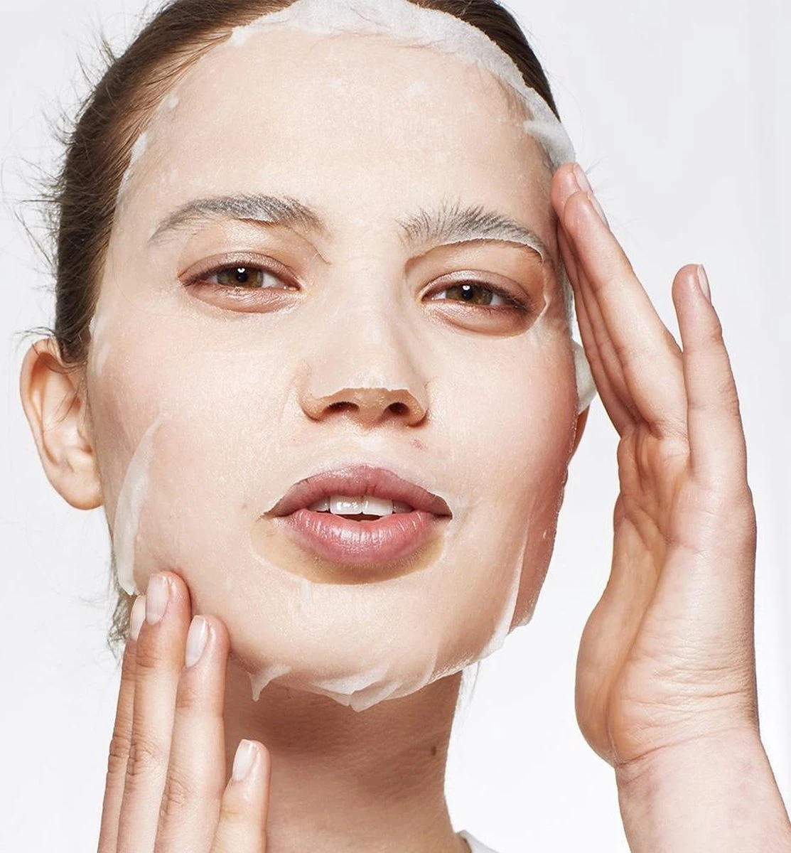 Garnier SkinActive Hydra Bomb Tissue Masker - Gezichtsmasker - 5 Stuks 7 Garnier SkinActive Hydra Bomb Tissue Masker - Gezichtsmasker - 5 Stuks - Afbeelding 7