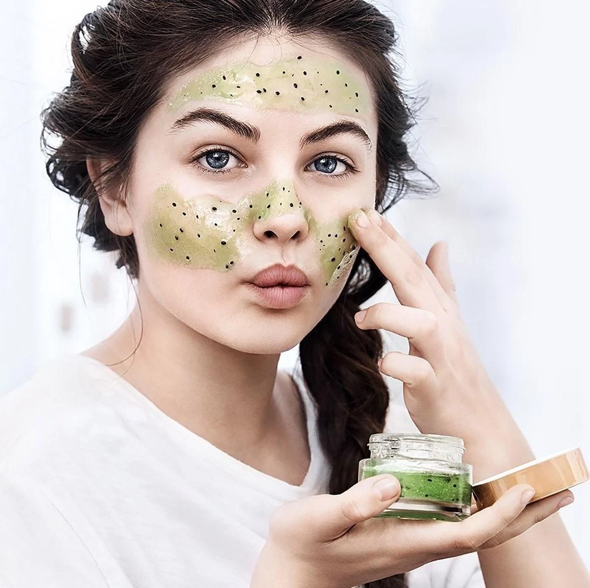 L'Oréal Paris Sugar Scrub Kiwi Gezichtsscrub - Zuiverend En Verzorgend 6 L'Oréal Paris Sugar Scrub Kiwi Gezichtsscrub - Zuiverend En Verzorgend - Afbeelding 6