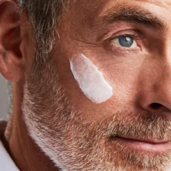 NIVEA MEN Anti-Age Hyaluron Gezichtcrème SPF 15 - 50ml 15 NIVEA MEN Anti-Age Hyaluron Gezichtcrème SPF 15 - 50ml -Zacht Huid Verkoop 1200x1200 101