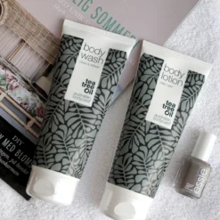 Australian Bodycare Body Lotion 200 Ml - Bodylotion Met Tea Tree Olie Verzorgt En Voorkomt Een Onzuivere En Droge Huid - Vermindert Vlekjes, Puistjes, Jeuk, Jeugdpuistjes, Lichaamsgeurtjes & Zweetvoeten - Geschikt Voor Vrouwen & Mannen 19 Australian Bodycare Body Lotion 200 Ml - Bodylotion Met Tea Tree Olie Verzorgt En Voorkomt Een Onzuivere En Droge Huid - Vermindert Vlekjes, Puistjes, Jeuk, Jeugdpuistjes, Lichaamsgeurtjes & Zweetvoeten - Geschikt Voor Vrouwen & Mannen -Zacht Huid Verkoop 1200x1200 1106