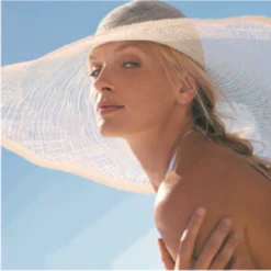 Garnier Ambre Solaire Hydraterende Zonnebrand Melk SPF 30 - 200 Ml -Zacht Huid Verkoop 1200x1200 336