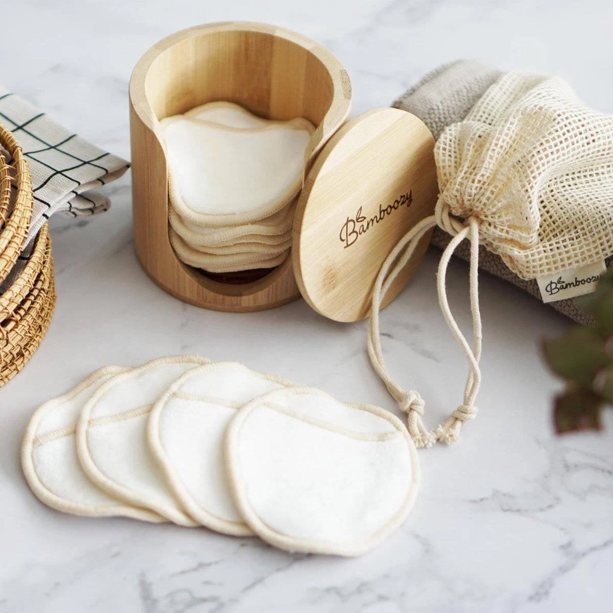 16 Herbruikbare Wattenschijfjes + Bamboe Houder - 12x Dagelijks 4x Scrub 4 Laags - Wasbare Wattenschijfjes Makeup Pads Zero Waste 15 16 Herbruikbare Wattenschijfjes + Bamboe Houder - 12x Dagelijks 4x Scrub 4 Laags - Wasbare Wattenschijfjes Makeup Pads Zero Waste - Afbeelding 15