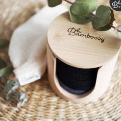 Bamboozy 16 Zwarte Herbruikbare Wattenschijfjes + Bamboe Houder 12x Dagelijks 4x Scrub 4 Laags Wasbare Wattenschijfjes Zero Waste 20 Bamboozy 16 Zwarte Herbruikbare Wattenschijfjes + Bamboe Houder 12x Dagelijks 4x Scrub 4 Laags Wasbare Wattenschijfjes Zero Waste -Zacht Huid Verkoop 1200x1200 837