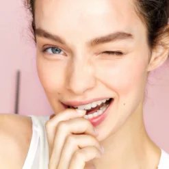 L’Oréal Paris Skin Expert Delicate Flowers Zachte Reinigingsdoekjes - 6 X 25 Stuks - Voordeelverpakking - Gezichtsreiniger Voor Droge En Gevoelige Huid -Zacht Huid Verkoop 1200x1200 977