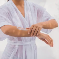 Therme Body Butter Saigon Pink Lotus 225 Gr -Zacht Huid Verkoop 1200x801 4