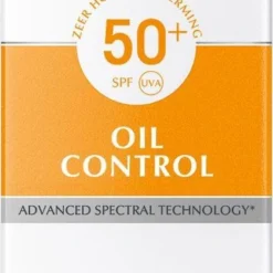 Eucerin Sun Oil Control Gel-Crème SPF 50+ - Zonnebrand - 50 Ml 18 Eucerin Sun Oil Control Gel-Crème SPF 50+ - Zonnebrand - 50 Ml -Zacht Huid Verkoop 419x1200