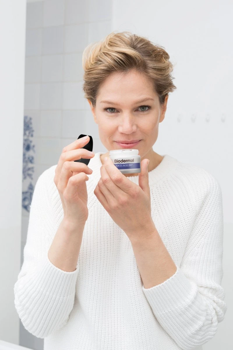 Biodermal Anti Age Nachtcrème 60+ - Nachtcrème Met Niacinamide & Sheaboter - Voedt En Hydrateert Intensief - Nachtcreme Anti Rimpel Voor Vrouwen - 50ml 9 Biodermal Anti Age Nachtcrème 60+ - Nachtcrème Met Niacinamide & Sheaboter - Voedt En Hydrateert Intensief - Nachtcreme Anti Rimpel Voor Vrouwen - 50ml - Afbeelding 9