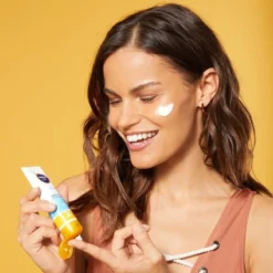 Nivea Sun UV Face Shine Control Zonnebrand Gezicht SPF 30 50 Ml 10 Nivea Sun UV Face Shine Control Zonnebrand Gezicht SPF 30 50 Ml -Zacht Huid Verkoop 800x1200 25