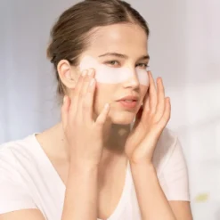 Garnier SkinActive Tissue Oogmasker - 5 Stuks - Sinaasappelsap En Hyaluronzuur - Voordeelverpakking 11 Garnier SkinActive Tissue Oogmasker - 5 Stuks - Sinaasappelsap En Hyaluronzuur - Voordeelverpakking -Zacht Huid Verkoop 959x1200