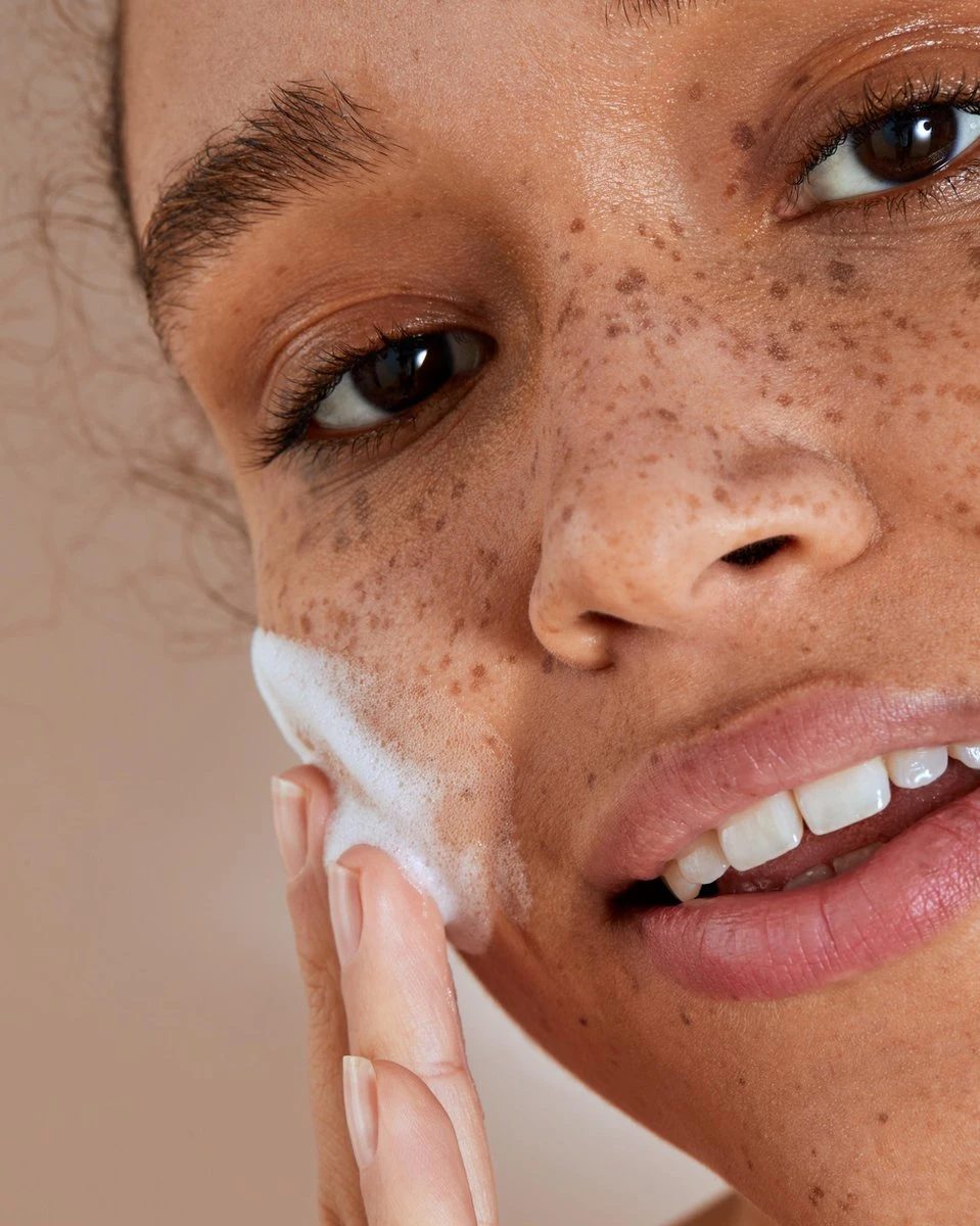 NIVEA Naturally Clean Face Bar Zuiverende Scrub 75 Gr 3 NIVEA Naturally Clean Face Bar Zuiverende Scrub 75 Gr - Afbeelding 3