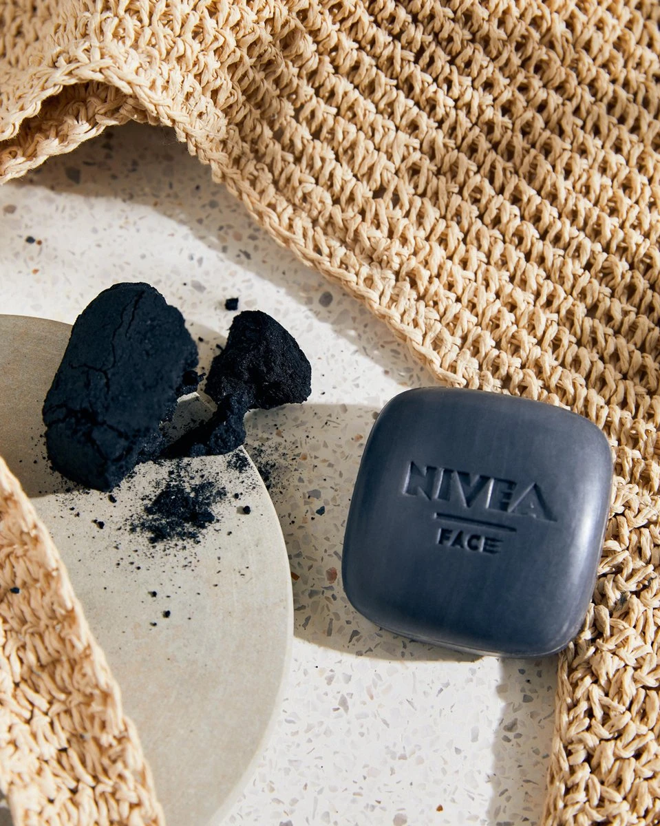 NIVEA Naturally Clean Face Bar Zuiverende Scrub 75 Gr 5 NIVEA Naturally Clean Face Bar Zuiverende Scrub 75 Gr - Afbeelding 5